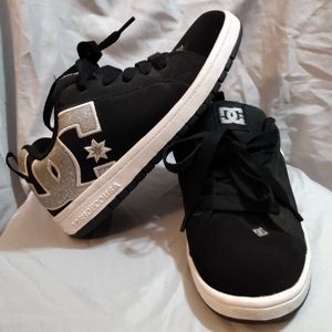 DC Shoes